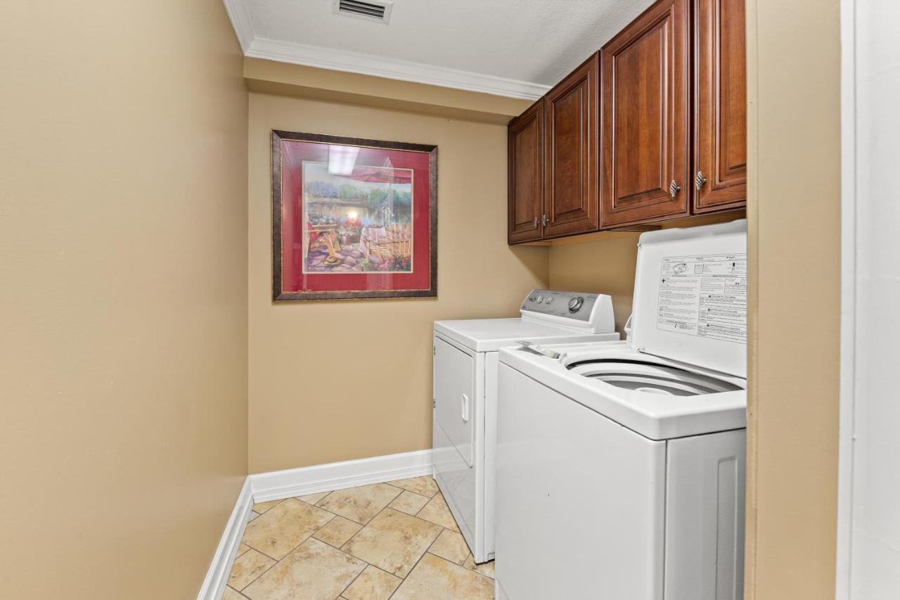 Gulf Front Master Bedroom! 2 Pools & Hot Tubs! Sleeps 8! Panama City Beach Kültér fotó