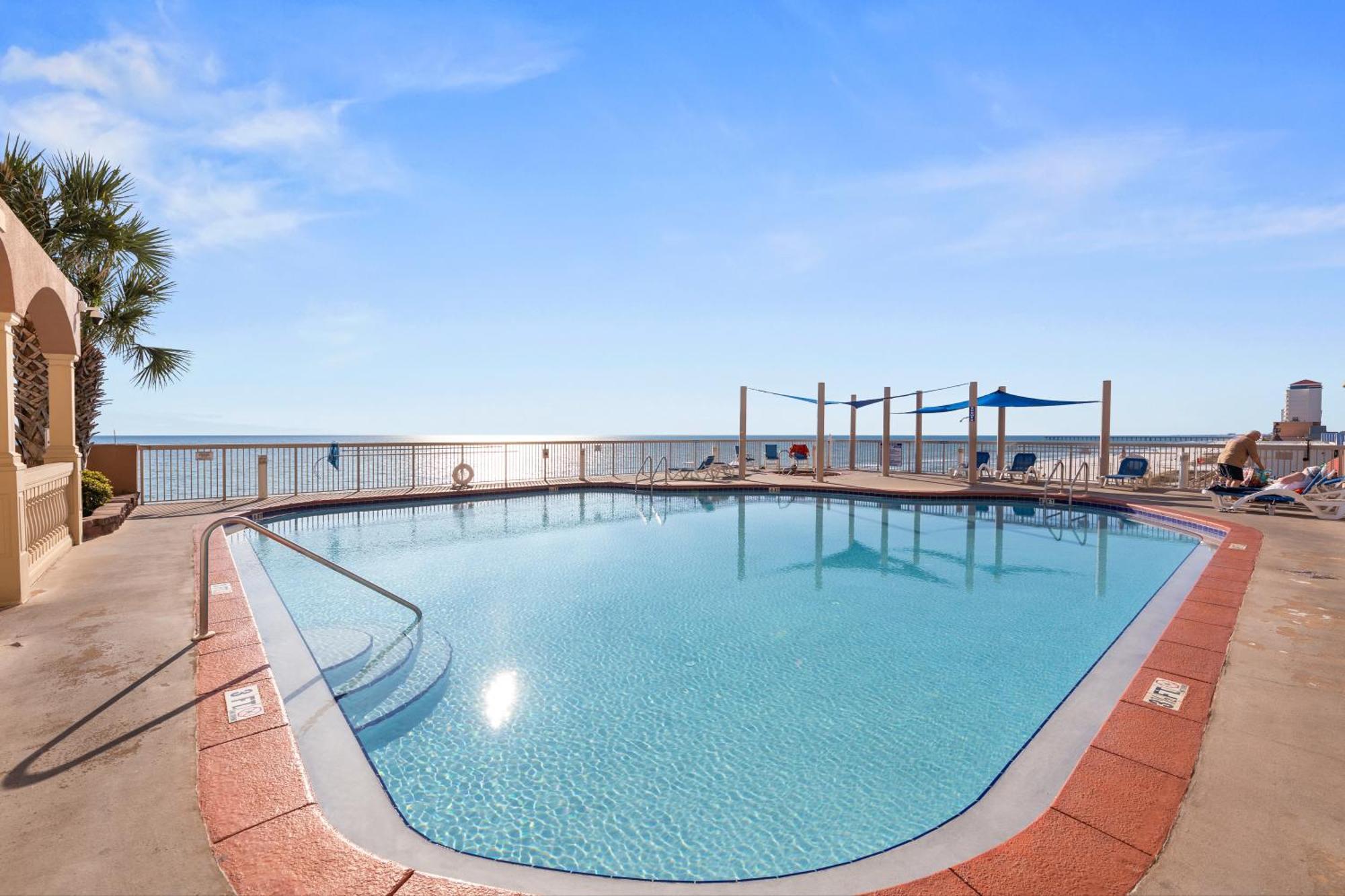 Gulf Front Master Bedroom! 2 Pools & Hot Tubs! Sleeps 8! Panama City Beach Kültér fotó